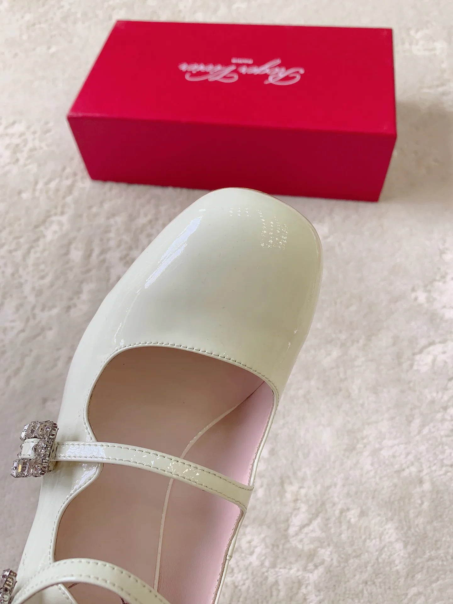 Туфли Женские Roger Vivier 17745810