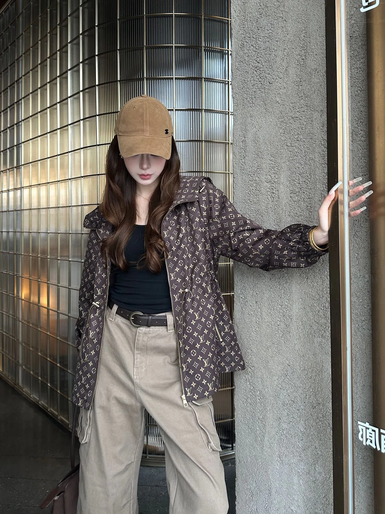 Куртки И Пуховики Женские Louis Vuitton 18451106
