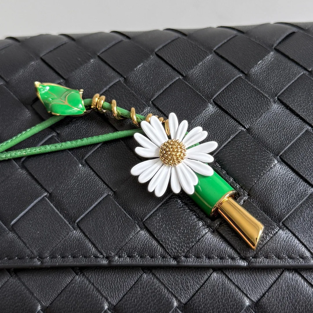 Классические Сумки Женские Bottega Veneta 11255492