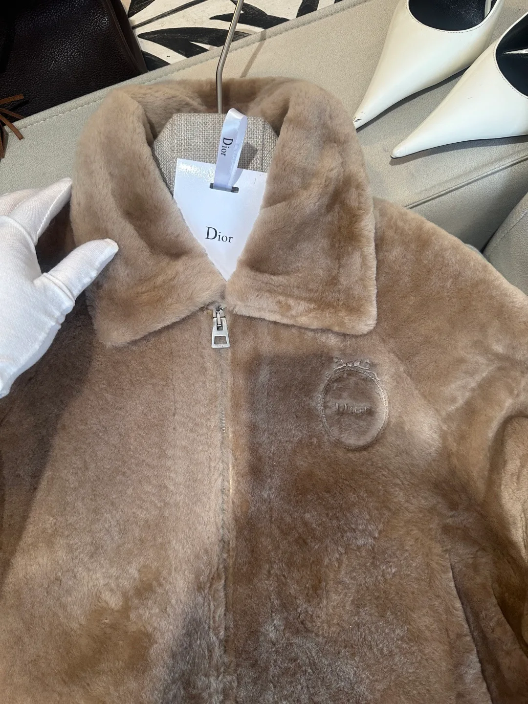 Кожаные Куртки И Дублёнки Женские Christian Dior 18333447
