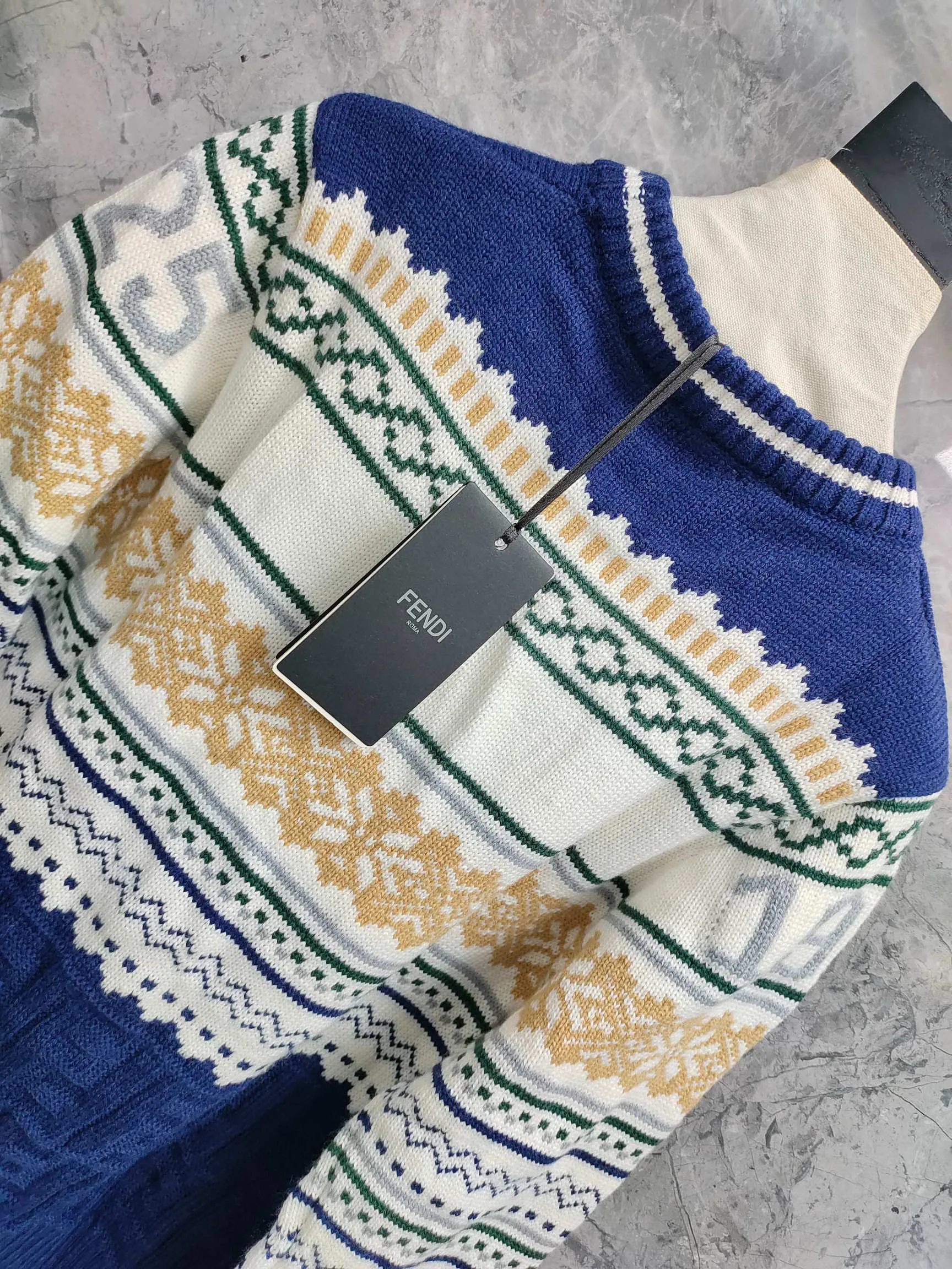 Джемперы И Свитеры Женские Fendi 676733