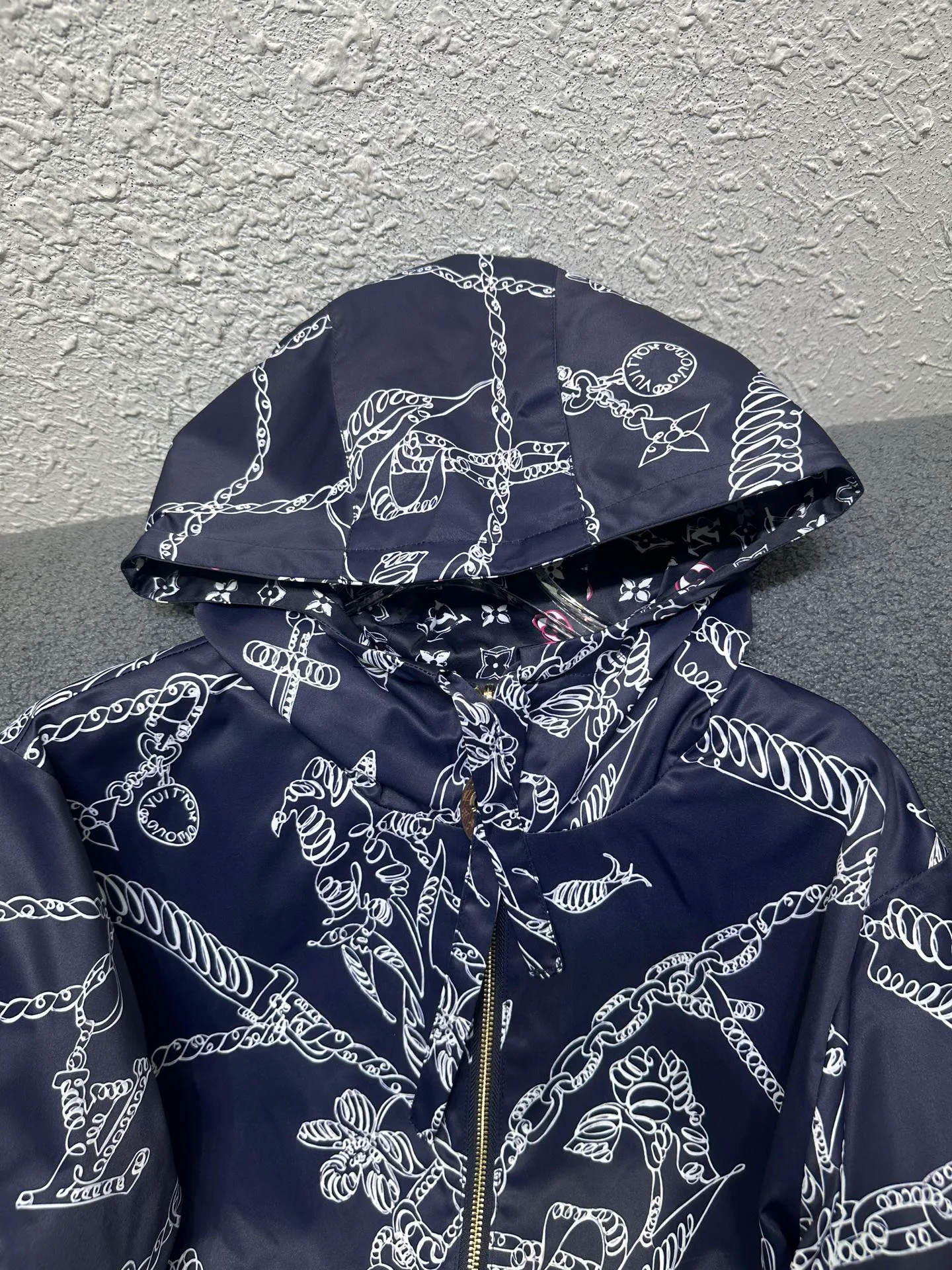 Куртки И Пуховики Женские Louis Vuitton 11783853