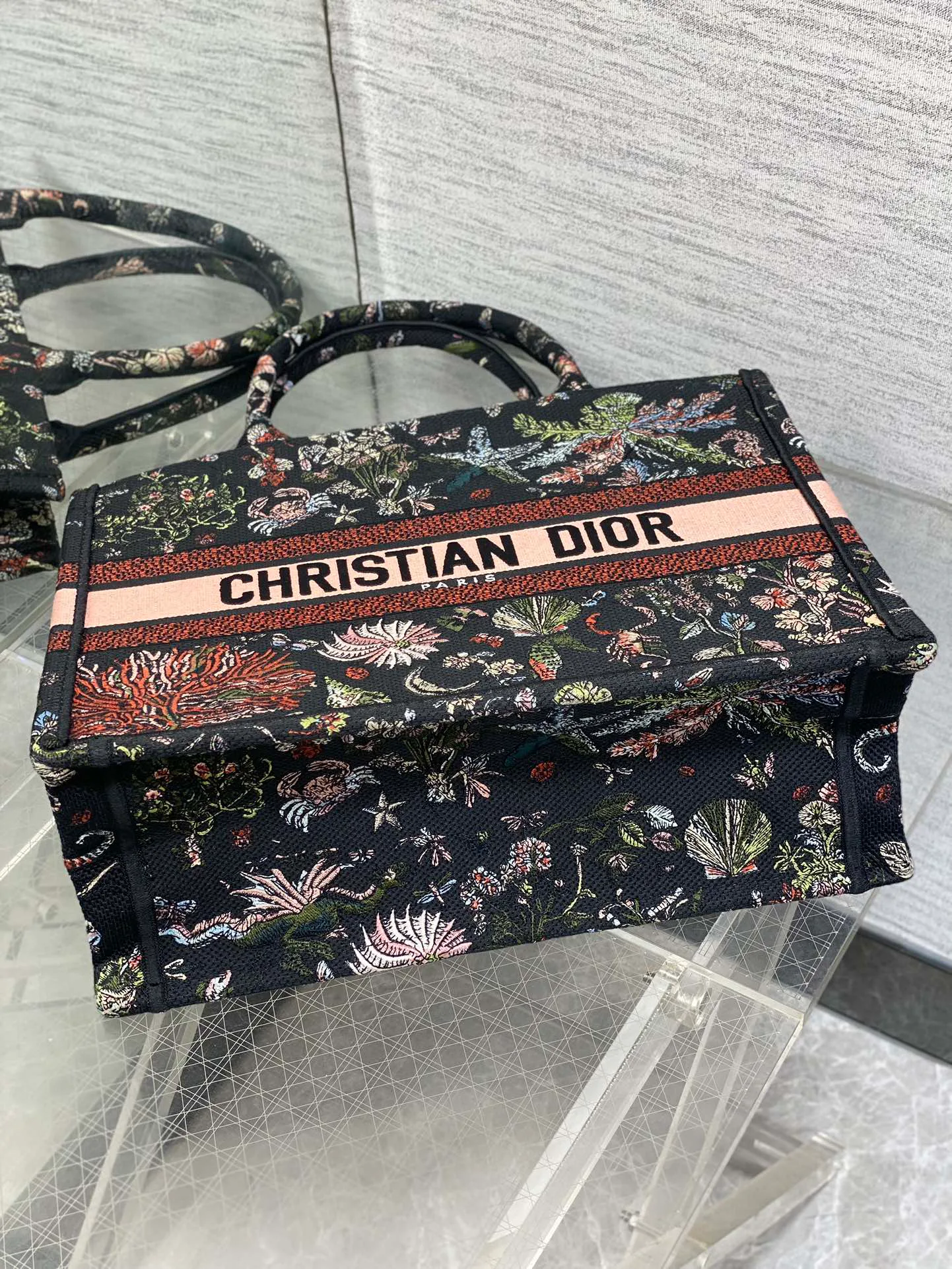 Классические Сумки Женские Christian Dior 13227189