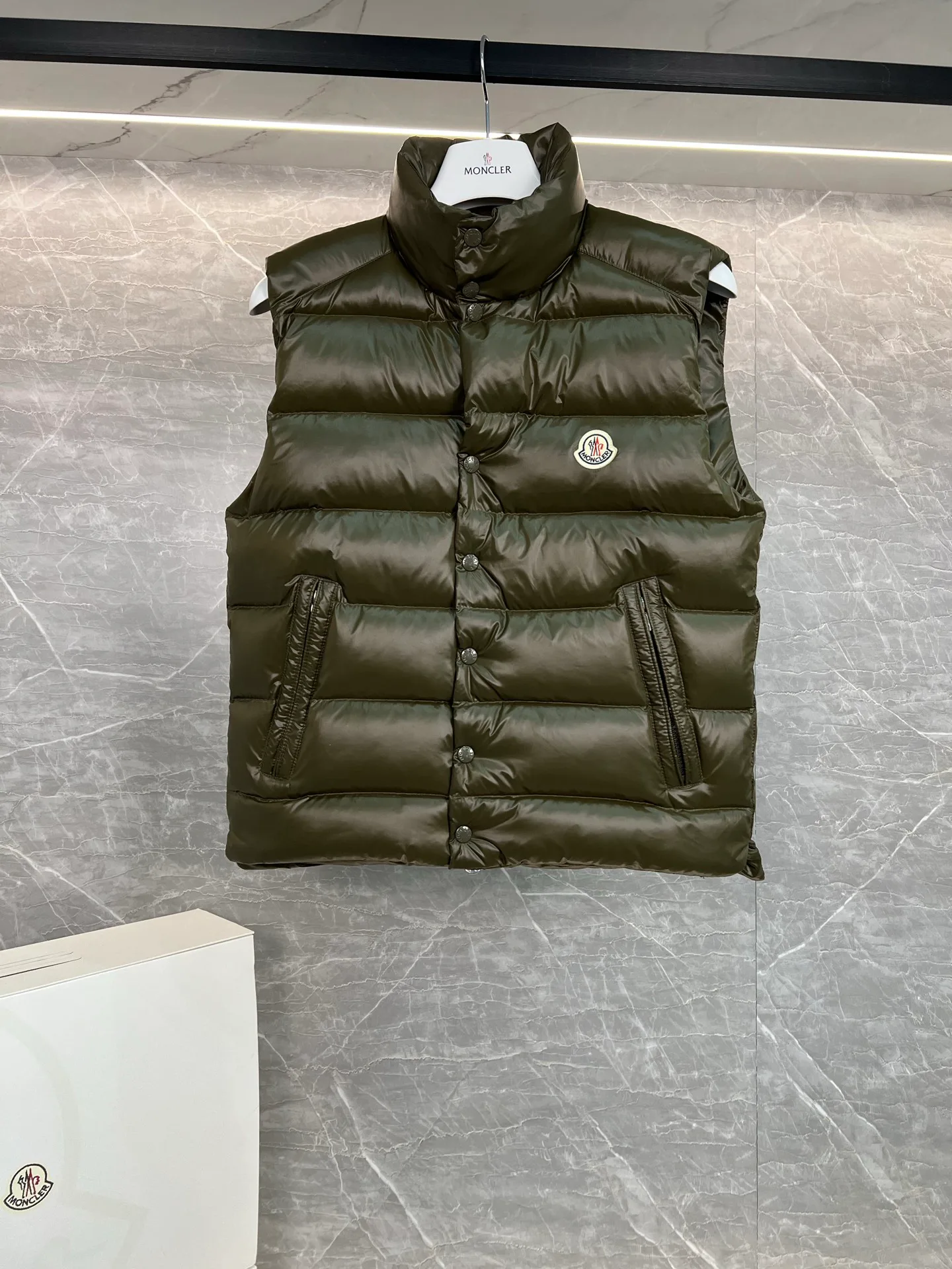 Жилеты Мужские Moncler 1845737