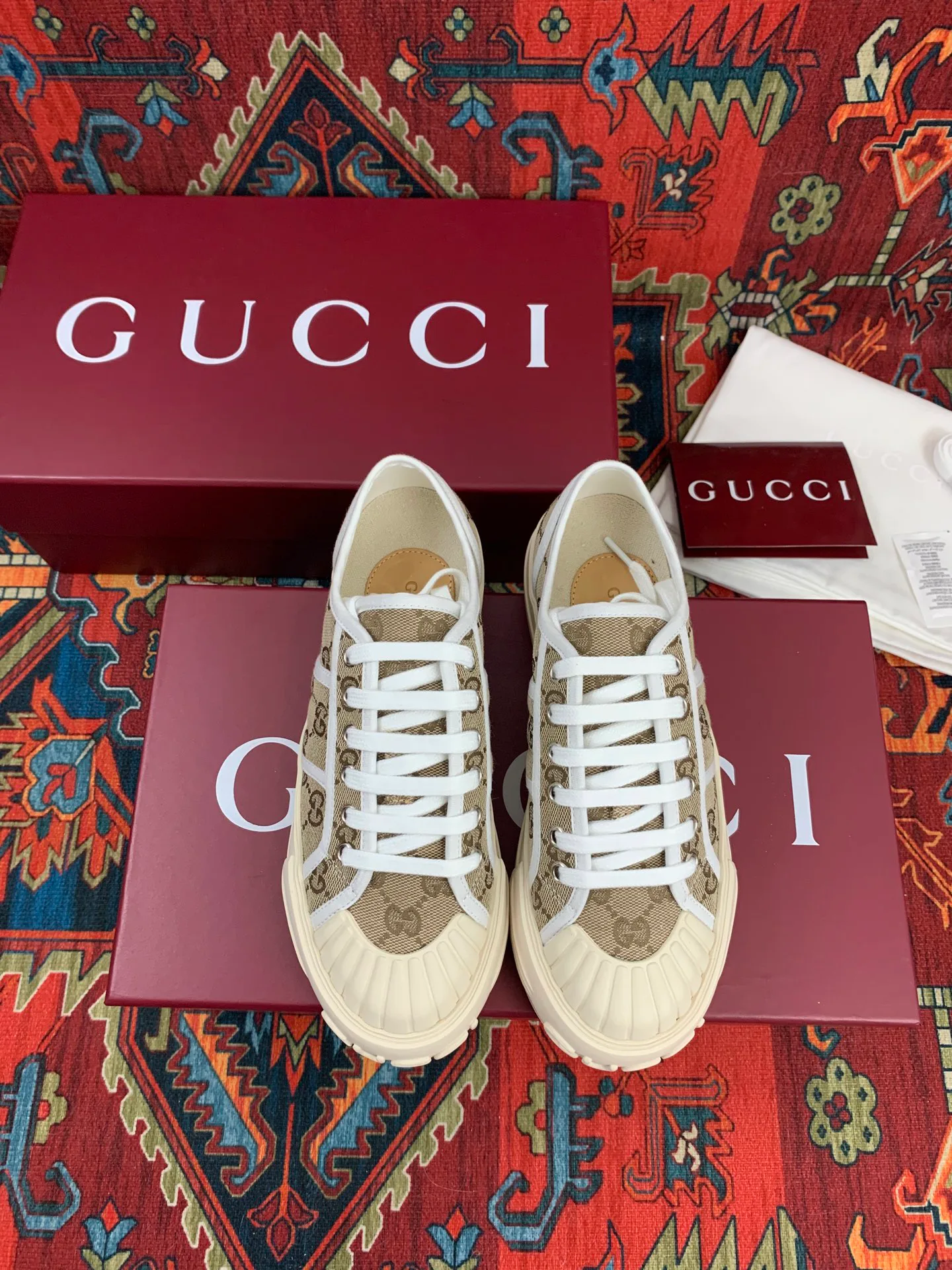 Кеды Женские Gucci 10646354