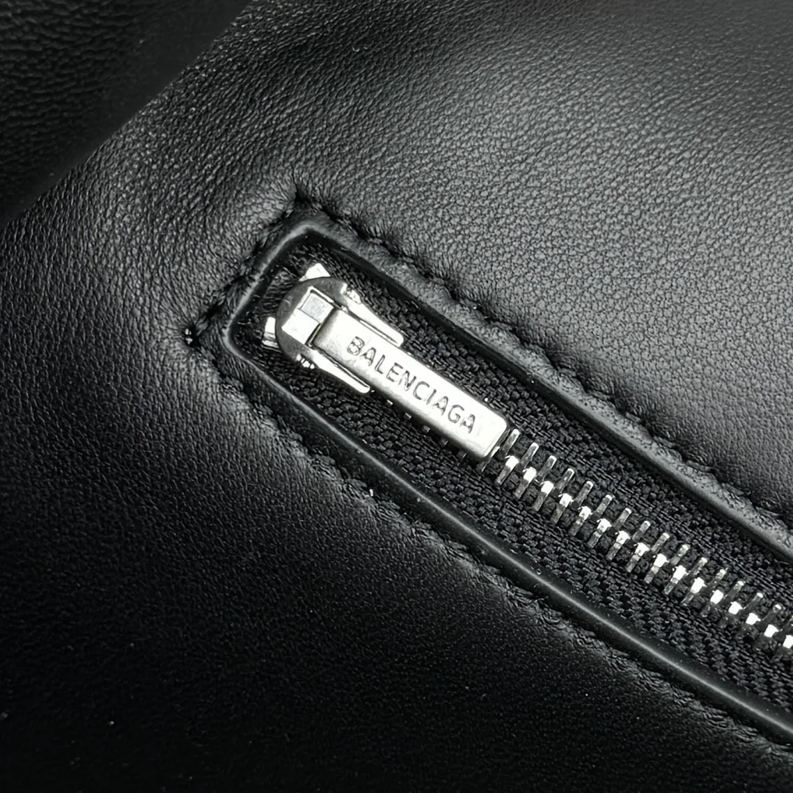 Классические Сумки Женские Balenciaga 11524781