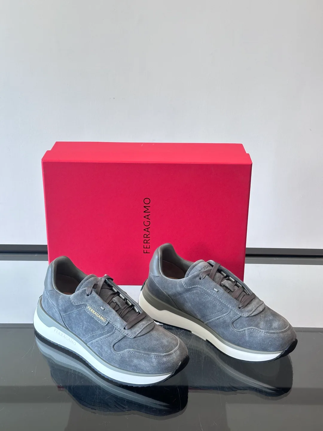 Кроссовки Мужские Salvatore Ferragamo 10615043