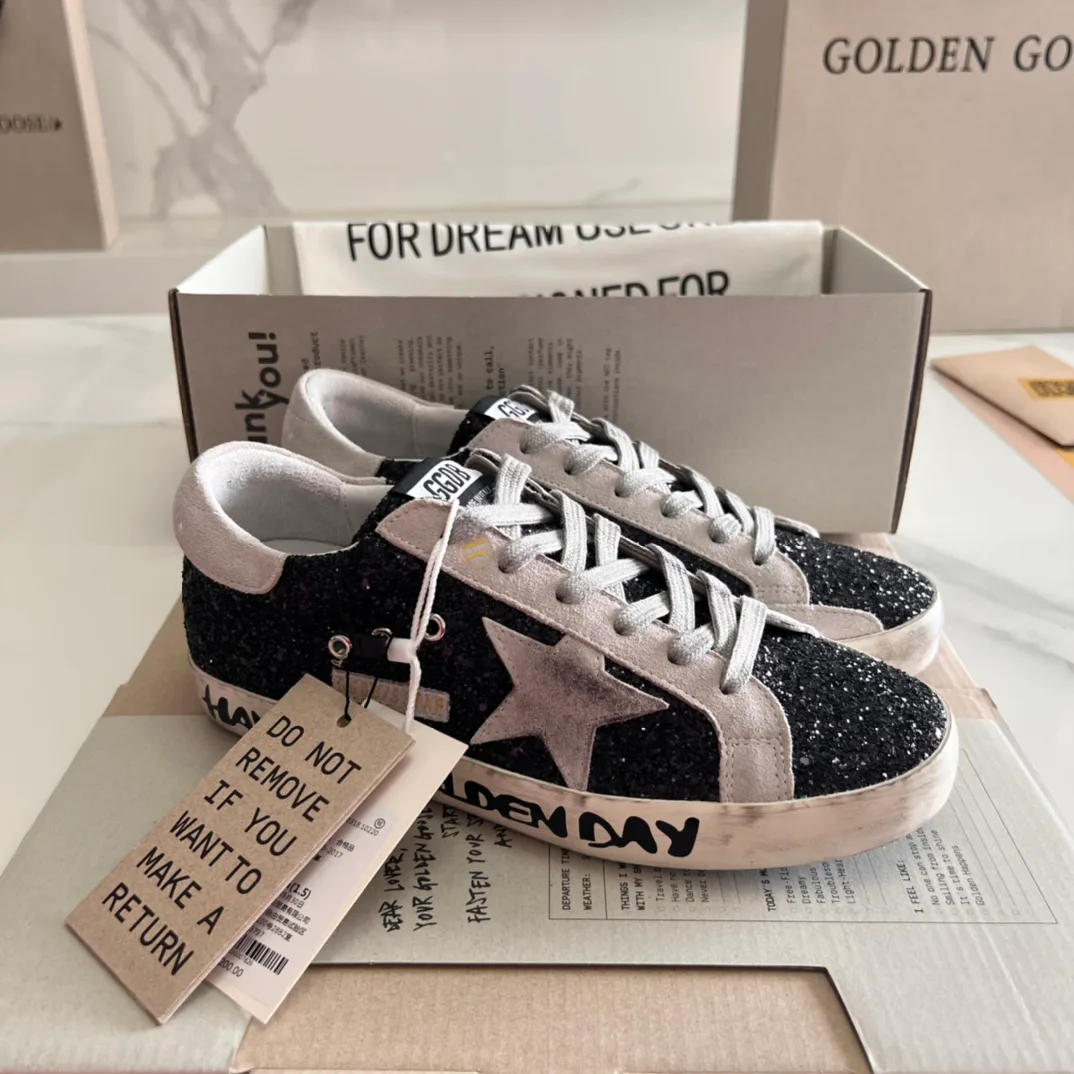 Кроссовки Женские Golden Goose 16995649