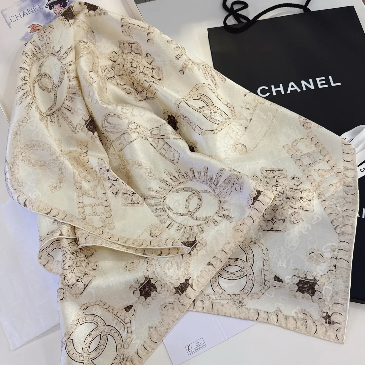 Платки Chanel 17188573