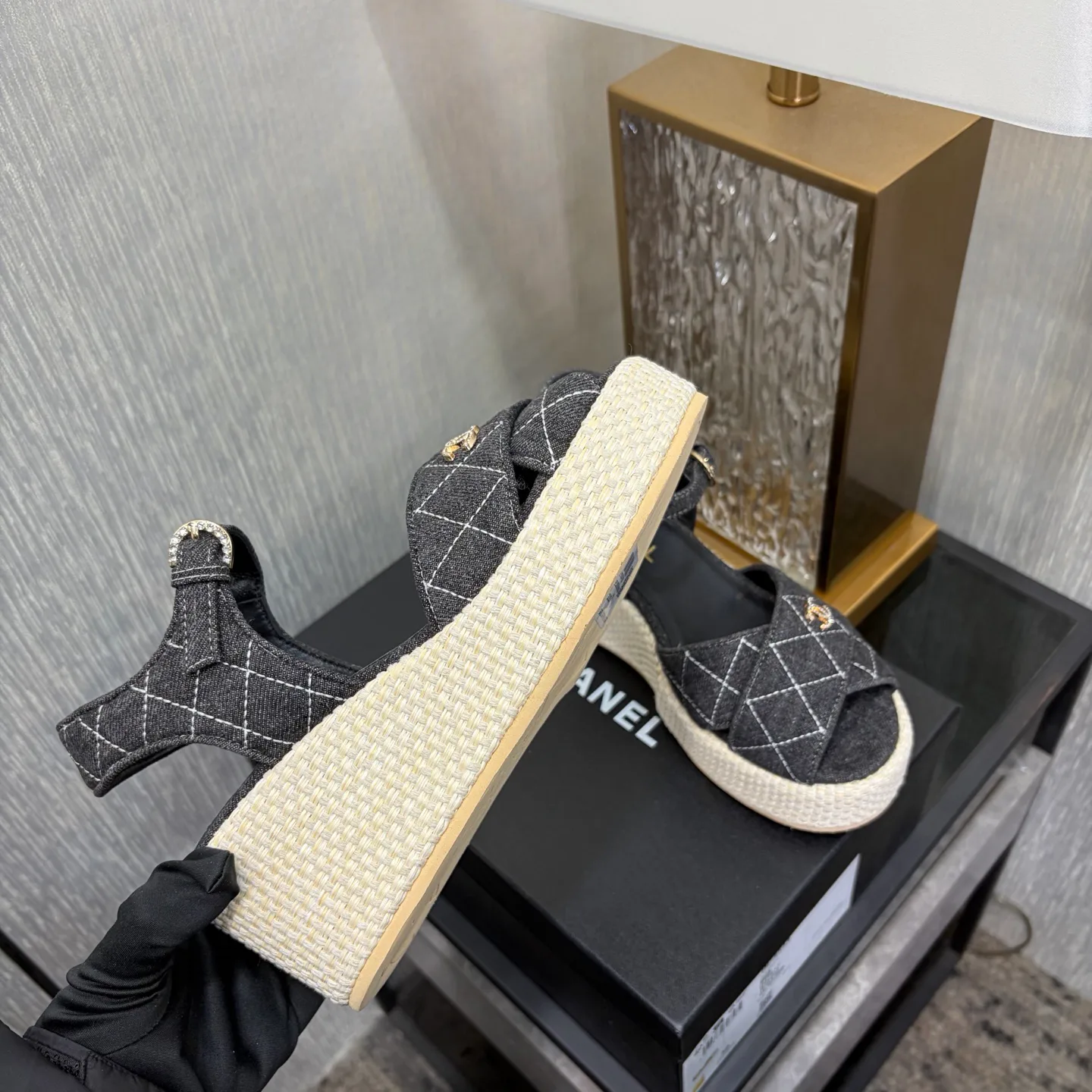Сандалии Женские Chanel 11627889