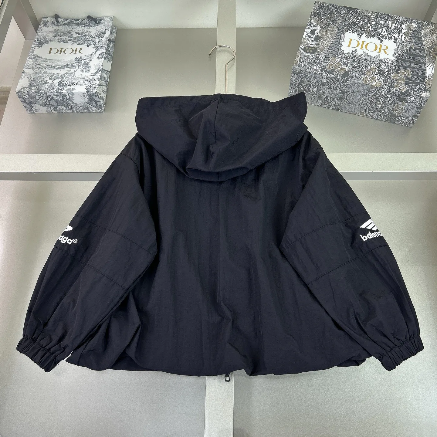 Куртки Женские Balenciaga Куртки Женские Balenciaga