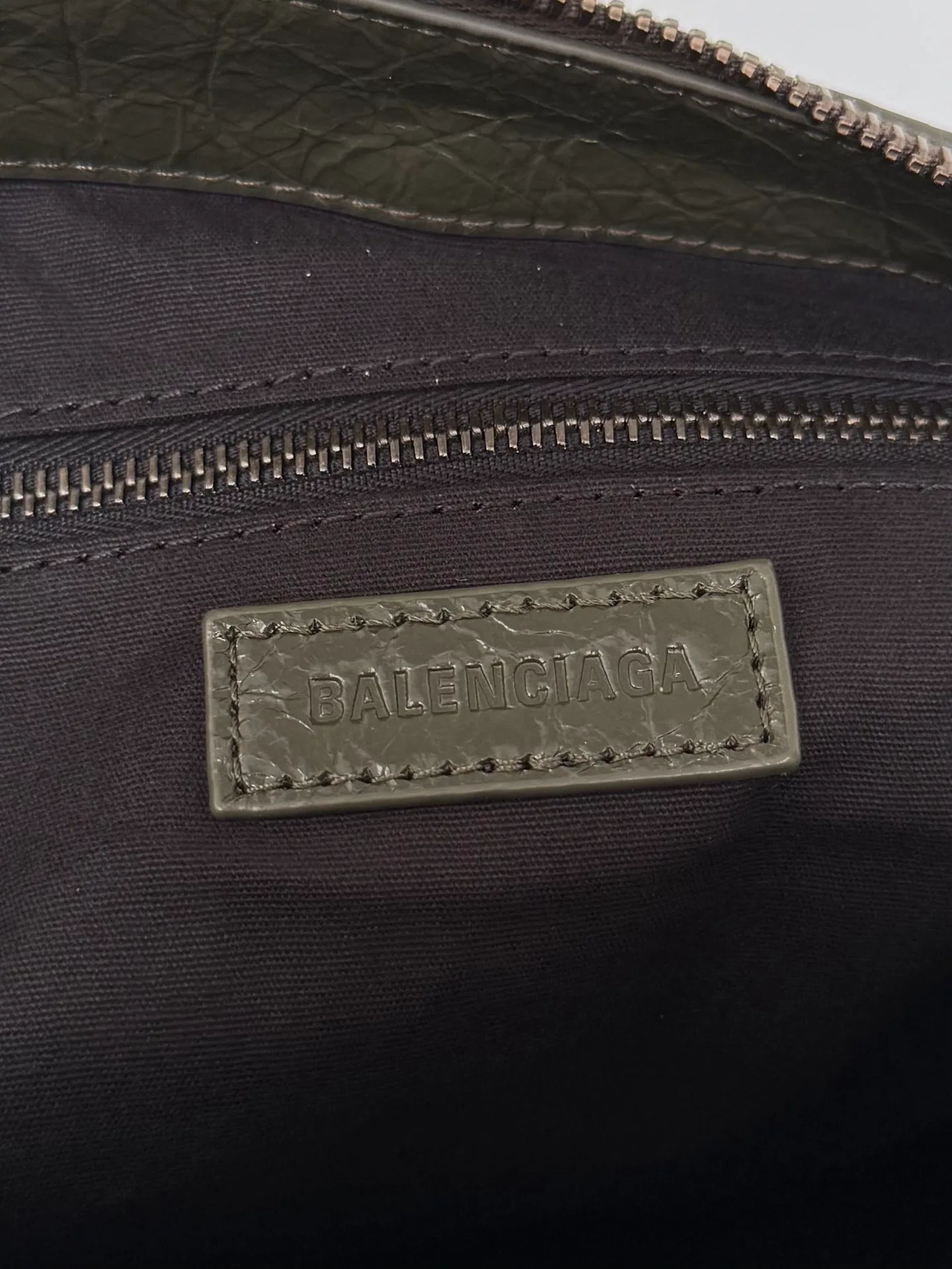Сумки На Ремне Женские Balenciaga 11438220