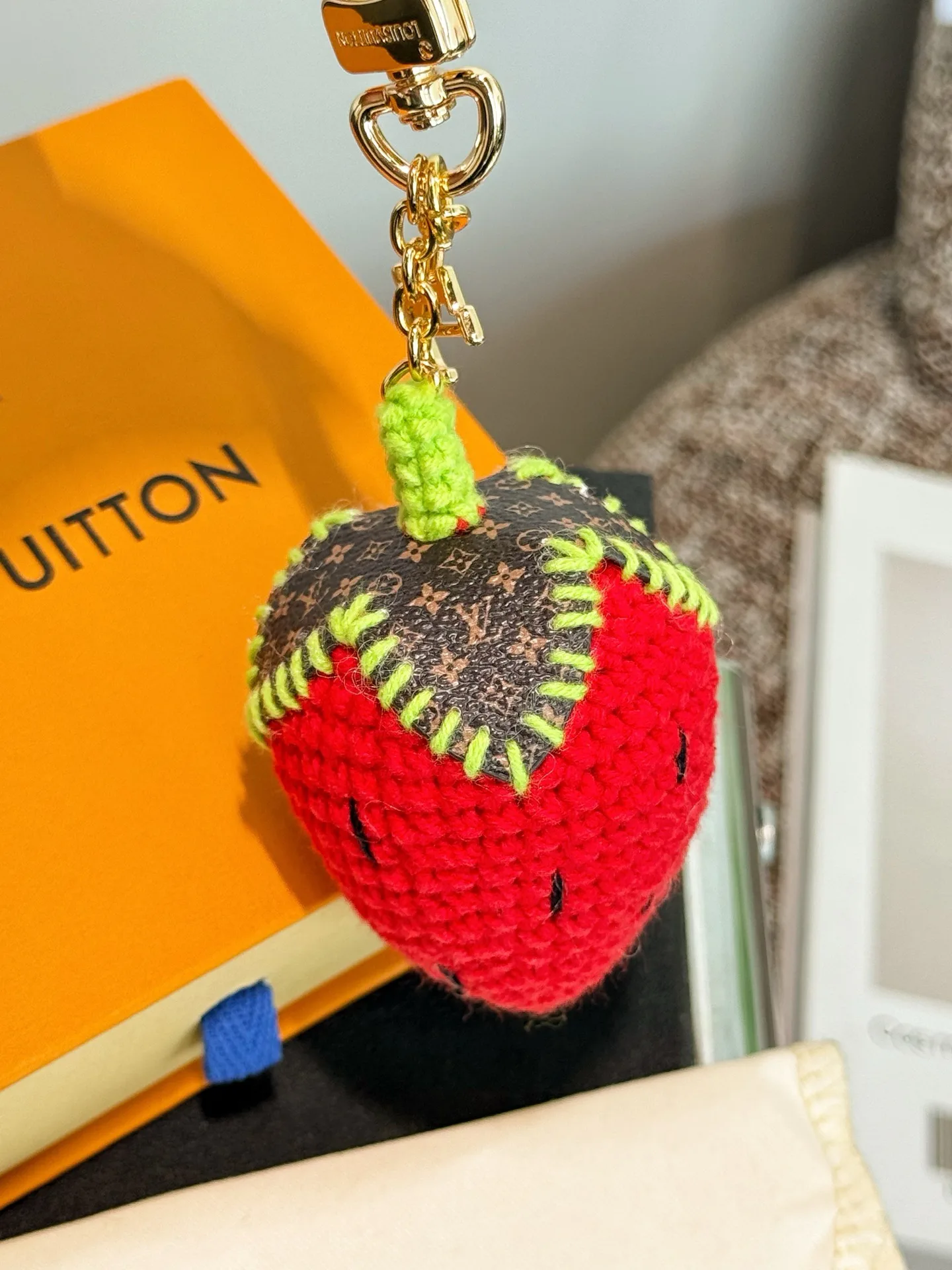 Ключницы Louis Vuitton 18013503