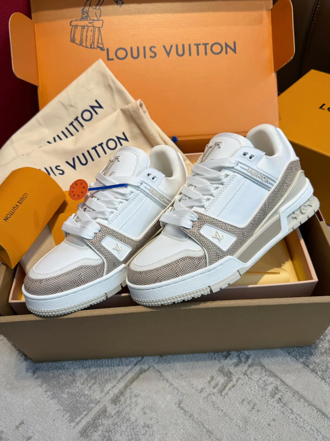 Кроссовки Женские Louis Vuitton 12789344