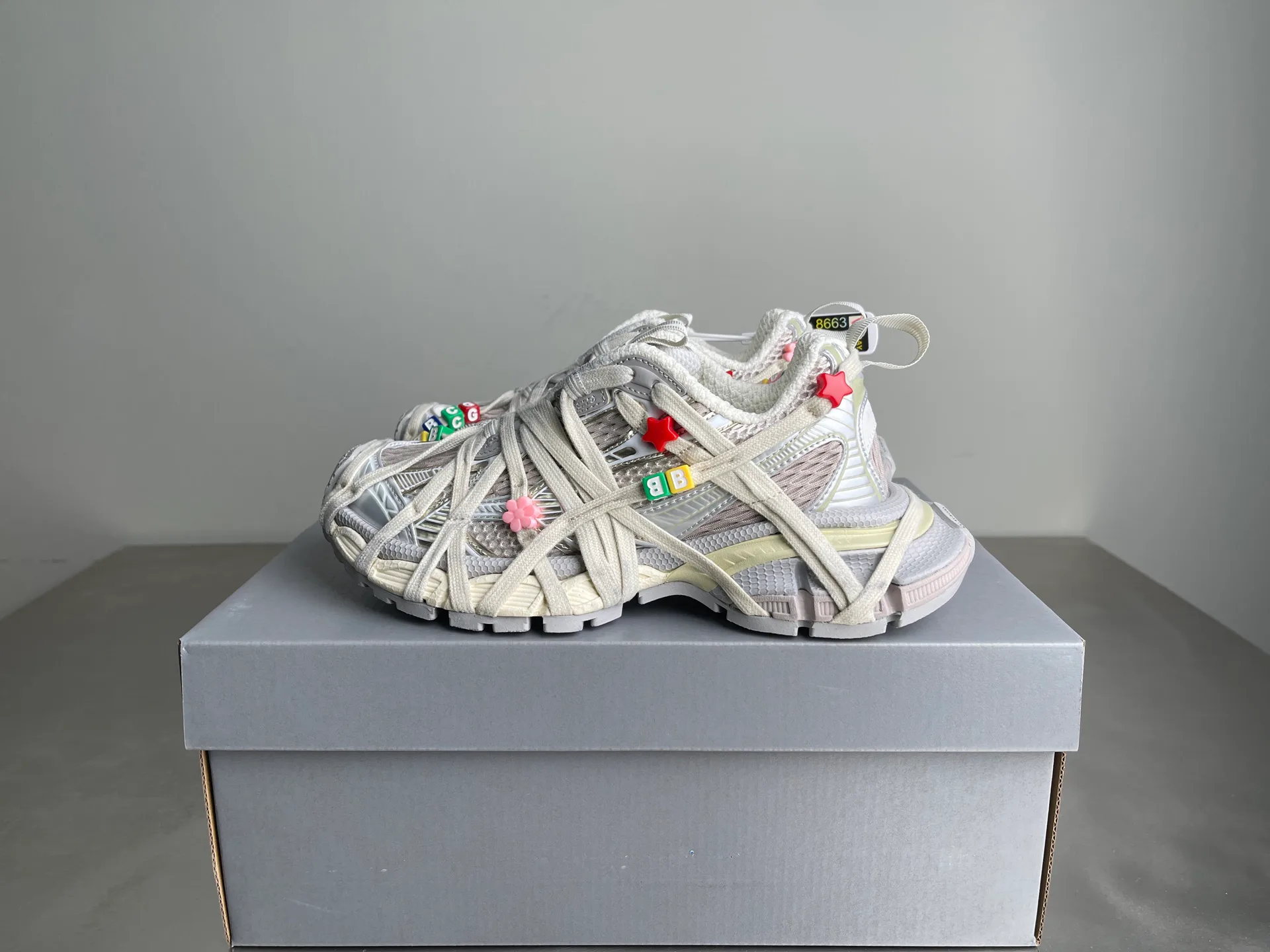 Кроссовки Женские Balenciaga 11185684