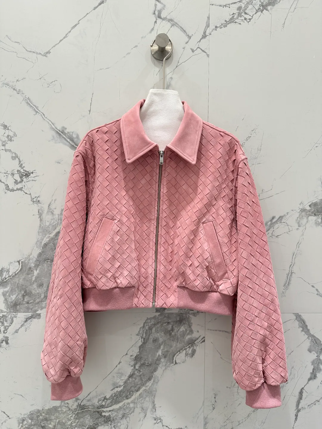 Кожаные Куртки И Дублёнки Женские Bottega Veneta 17283614