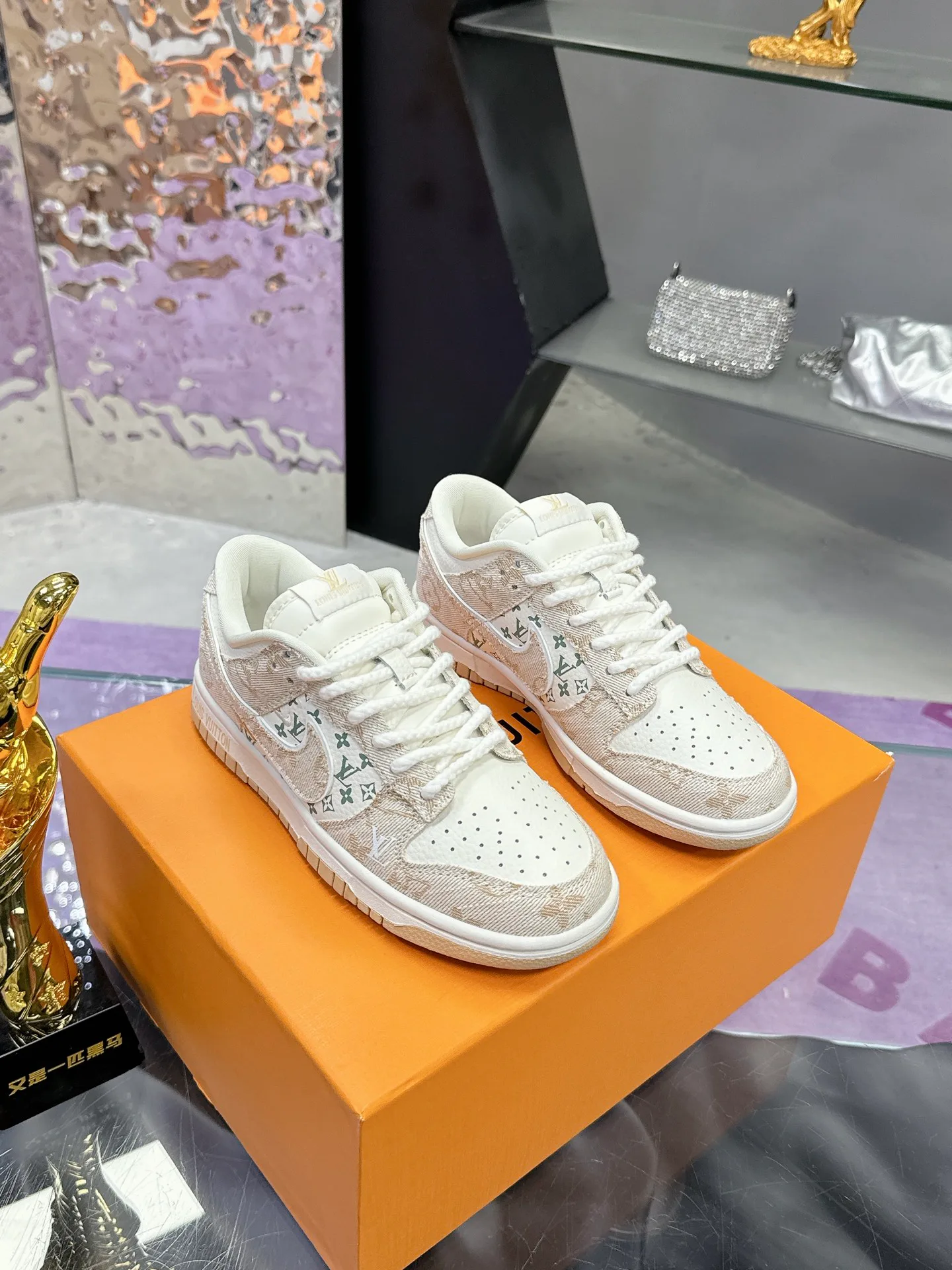 Кеды Женские Louis Vuitton 11778747