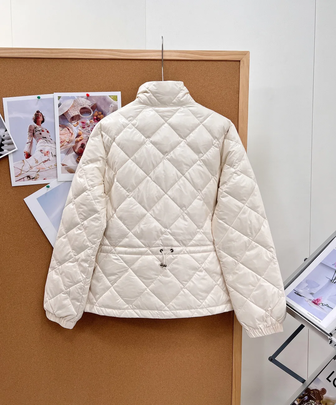 Куртки И Пуховики Женские Moncler 19520739