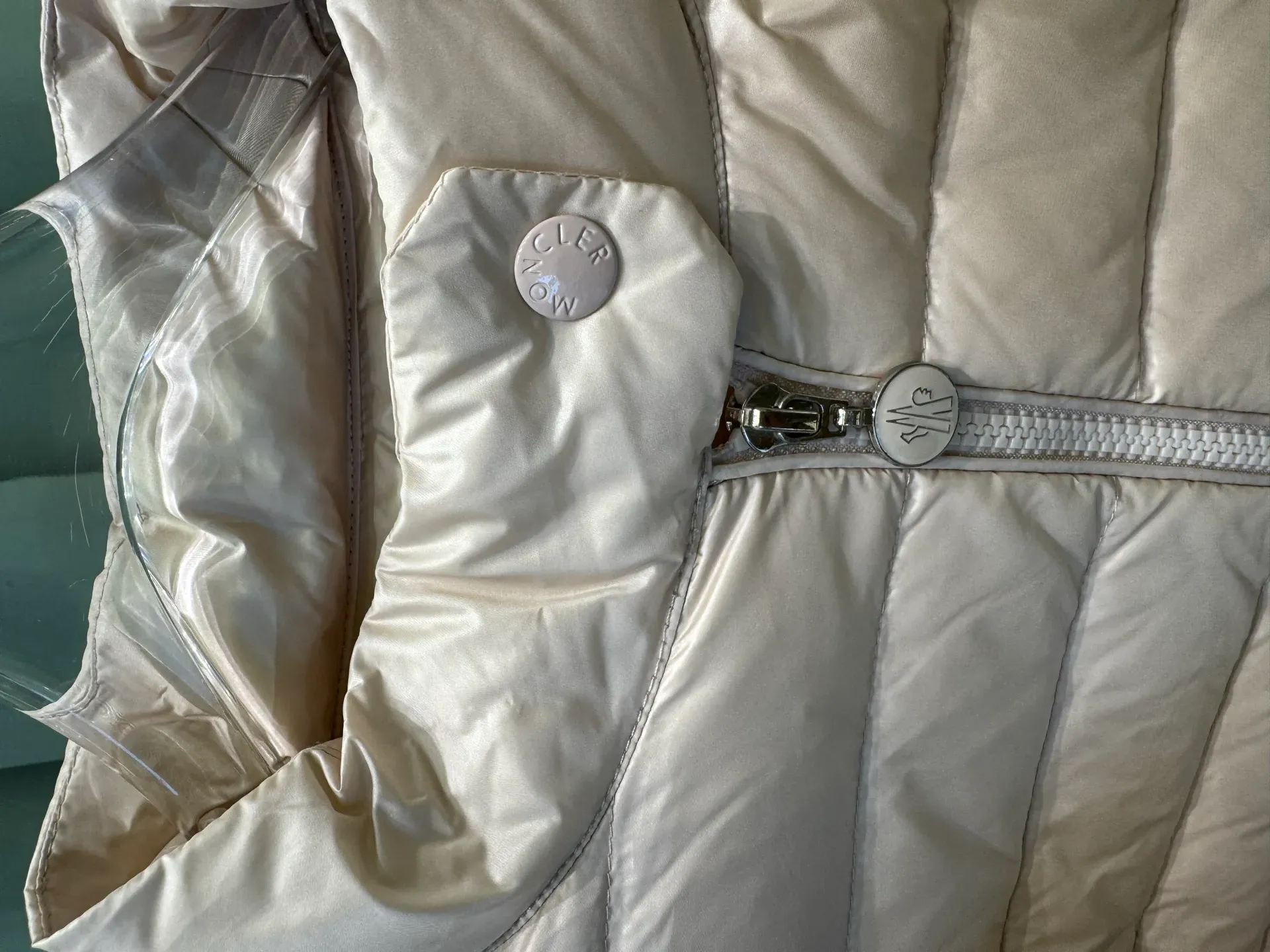 Куртки И Пуховики Женские Moncler 1223251