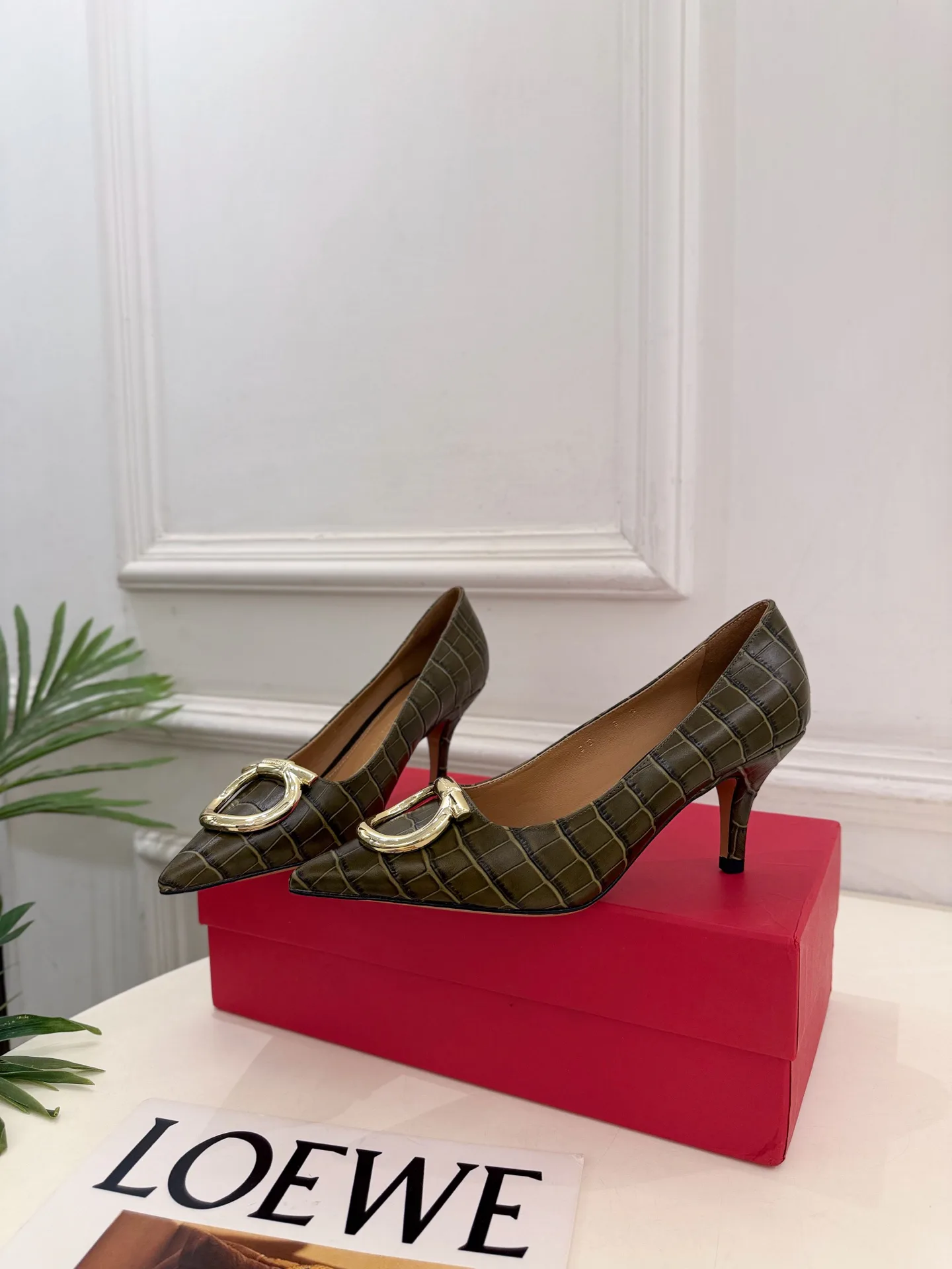 Туфли Женские Salvatore Ferragamo 18034097