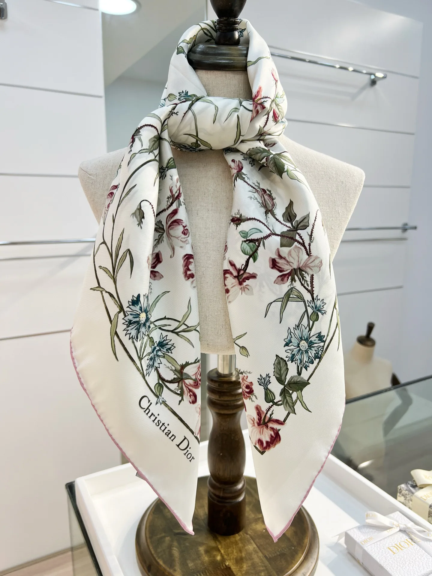 Шарфы Christian Dior 523823