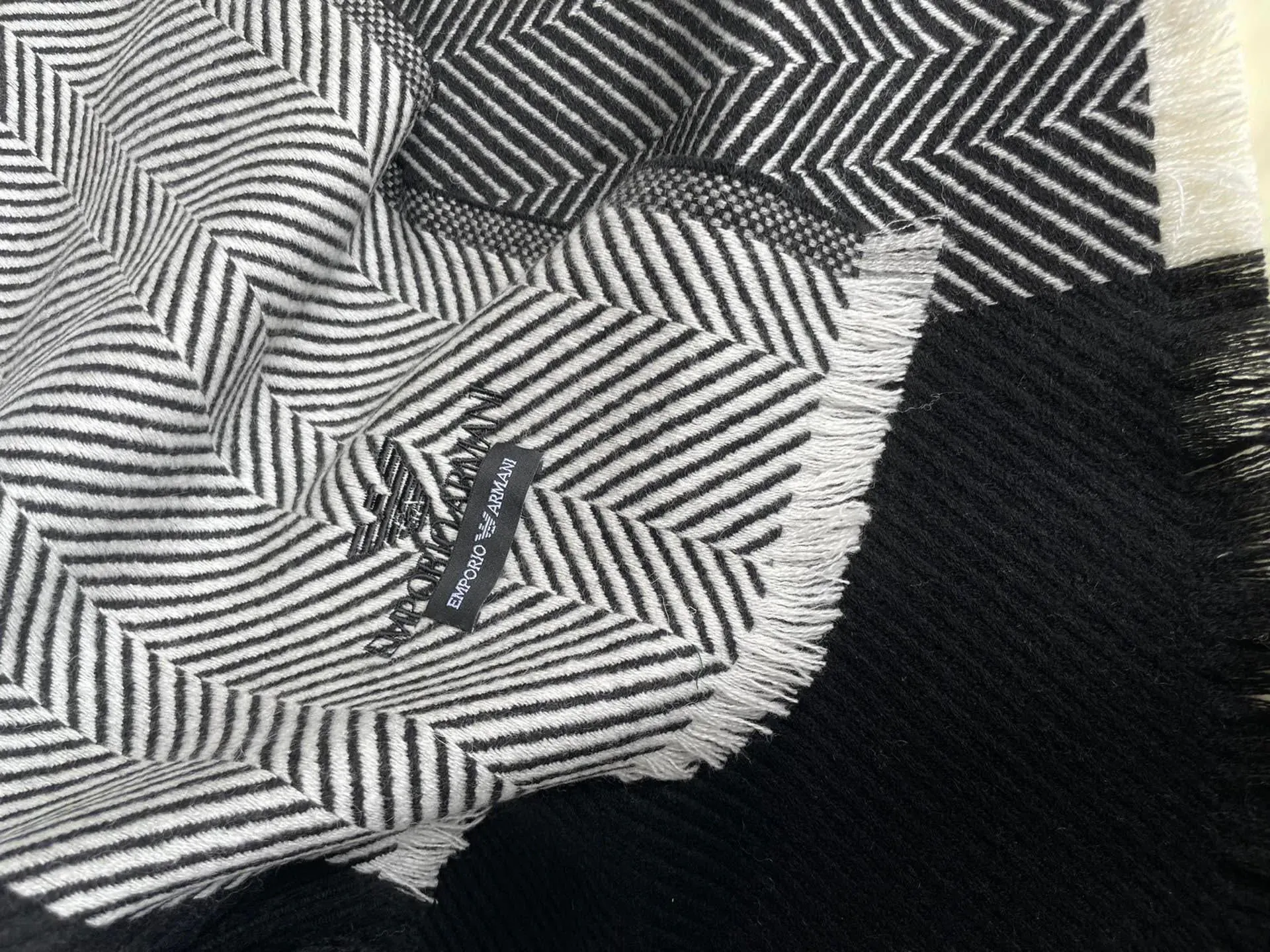 Шарфы Armani 497598