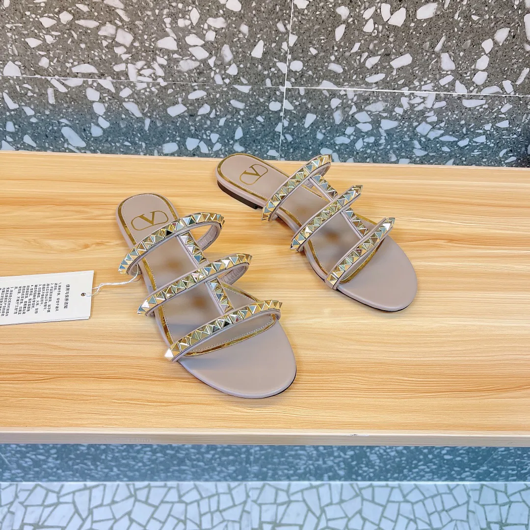 Босоножки Женские Valentino 11940119