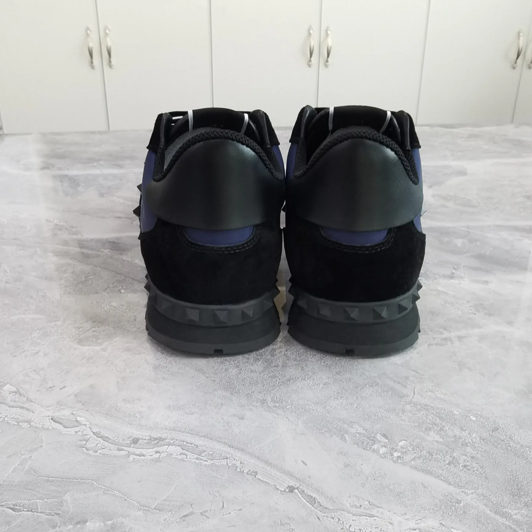 Кроссовки Женские Valentino 10736429