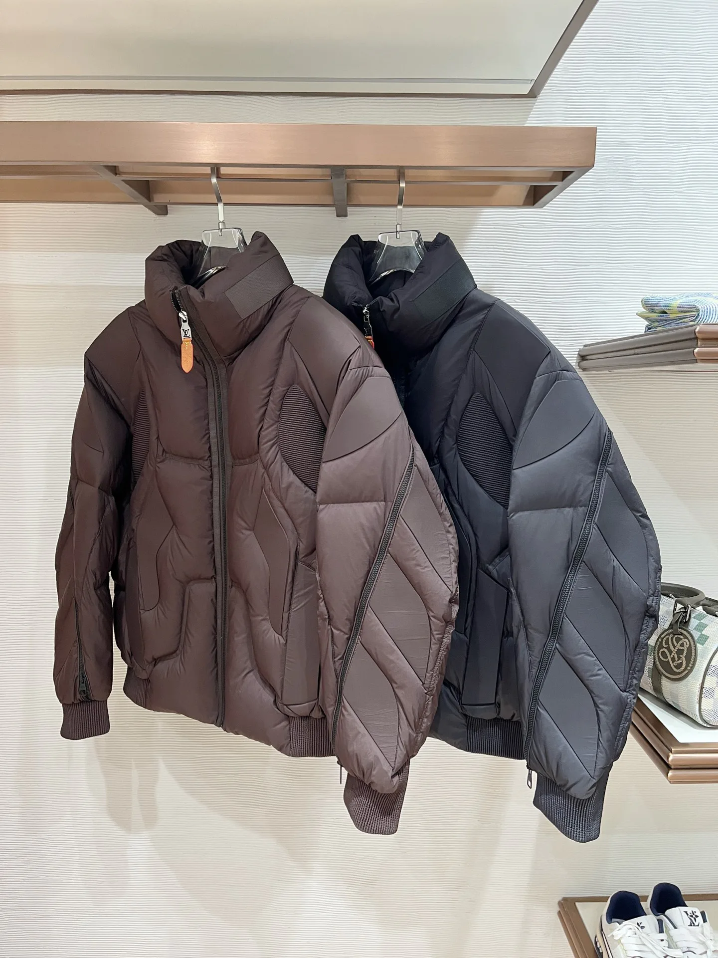 Куртки И Пуховики Мужские Louis Vuitton 17930651