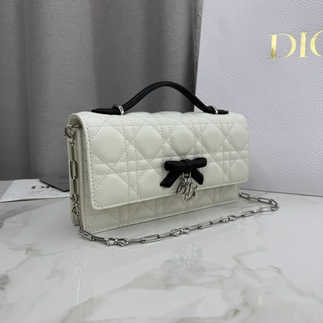Классические Сумки Женские Christian Dior 12594779