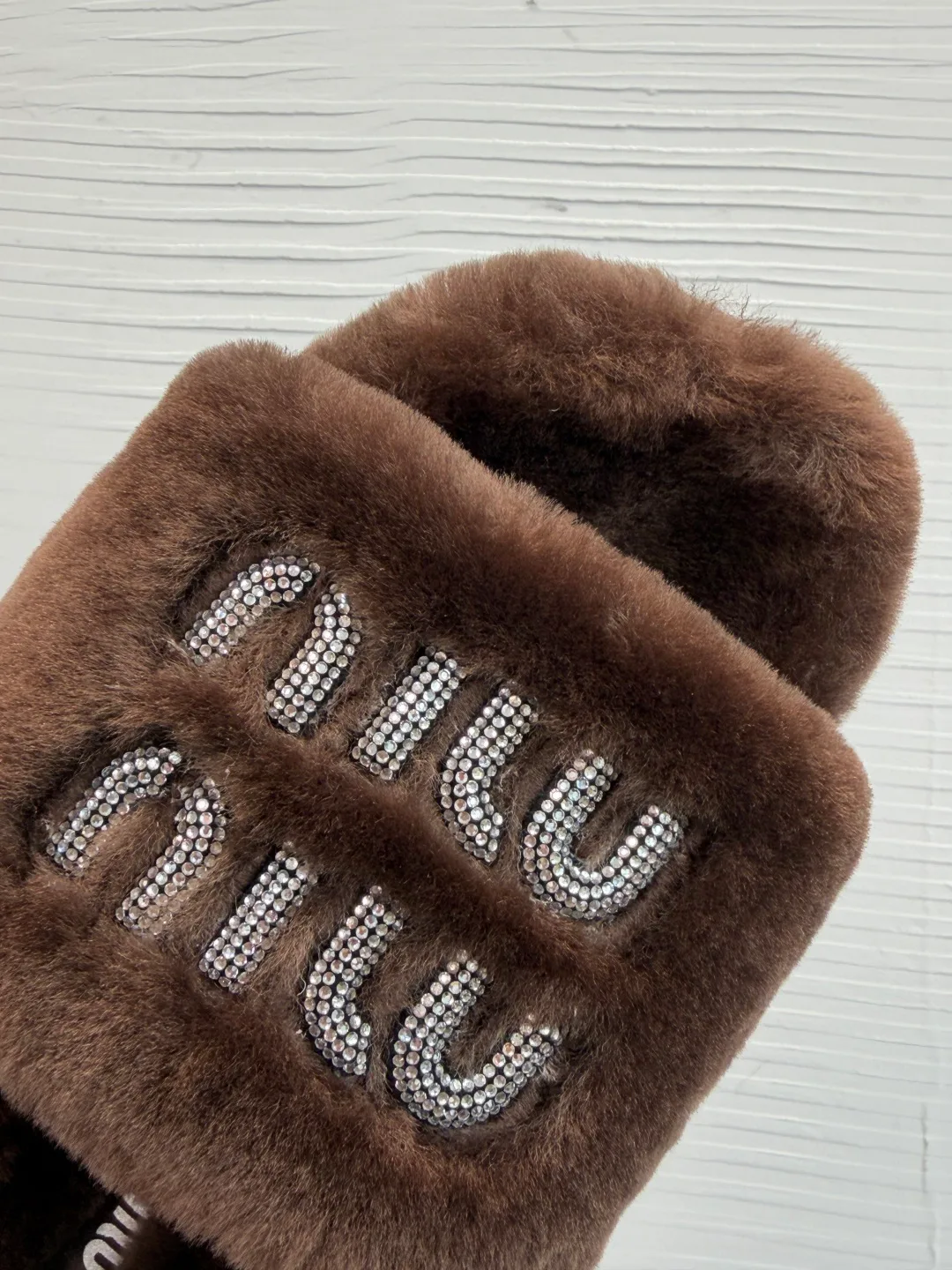 Тапочки Женские Miu Miu 17931769