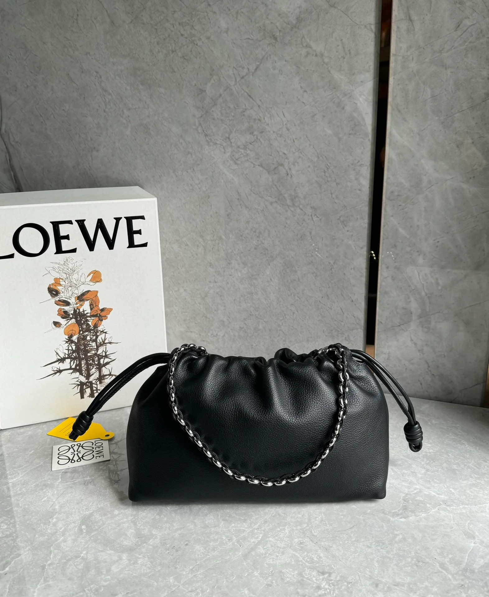 Классические Сумки Женские Loewe 11402829