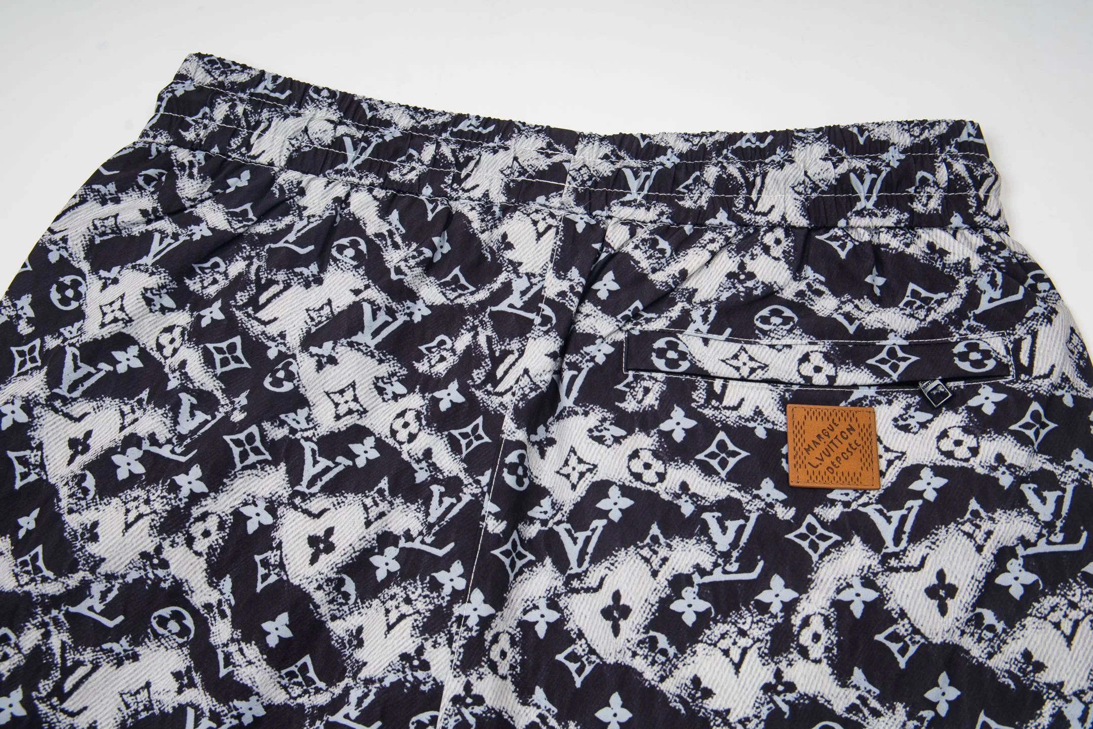 Шорты Мужские Louis Vuitton 11528476