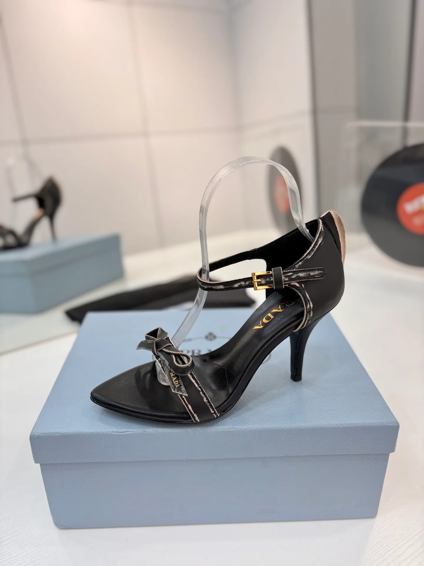 Туфли Женские Prada 11410356