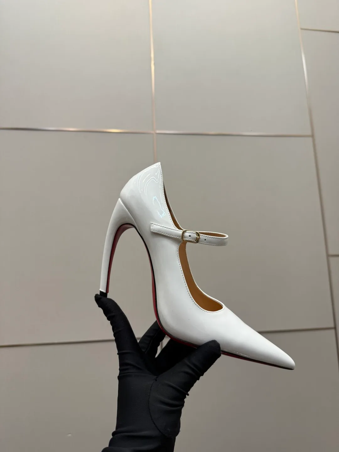 Туфли Женские Christian Louboutin 5052089