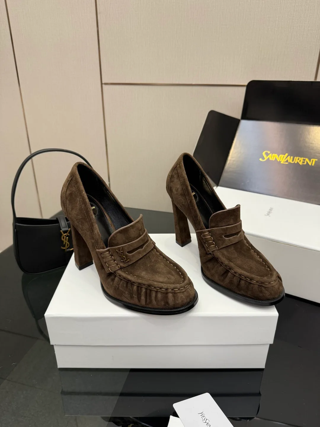 Туфли Женские Saint Laurent 1091950