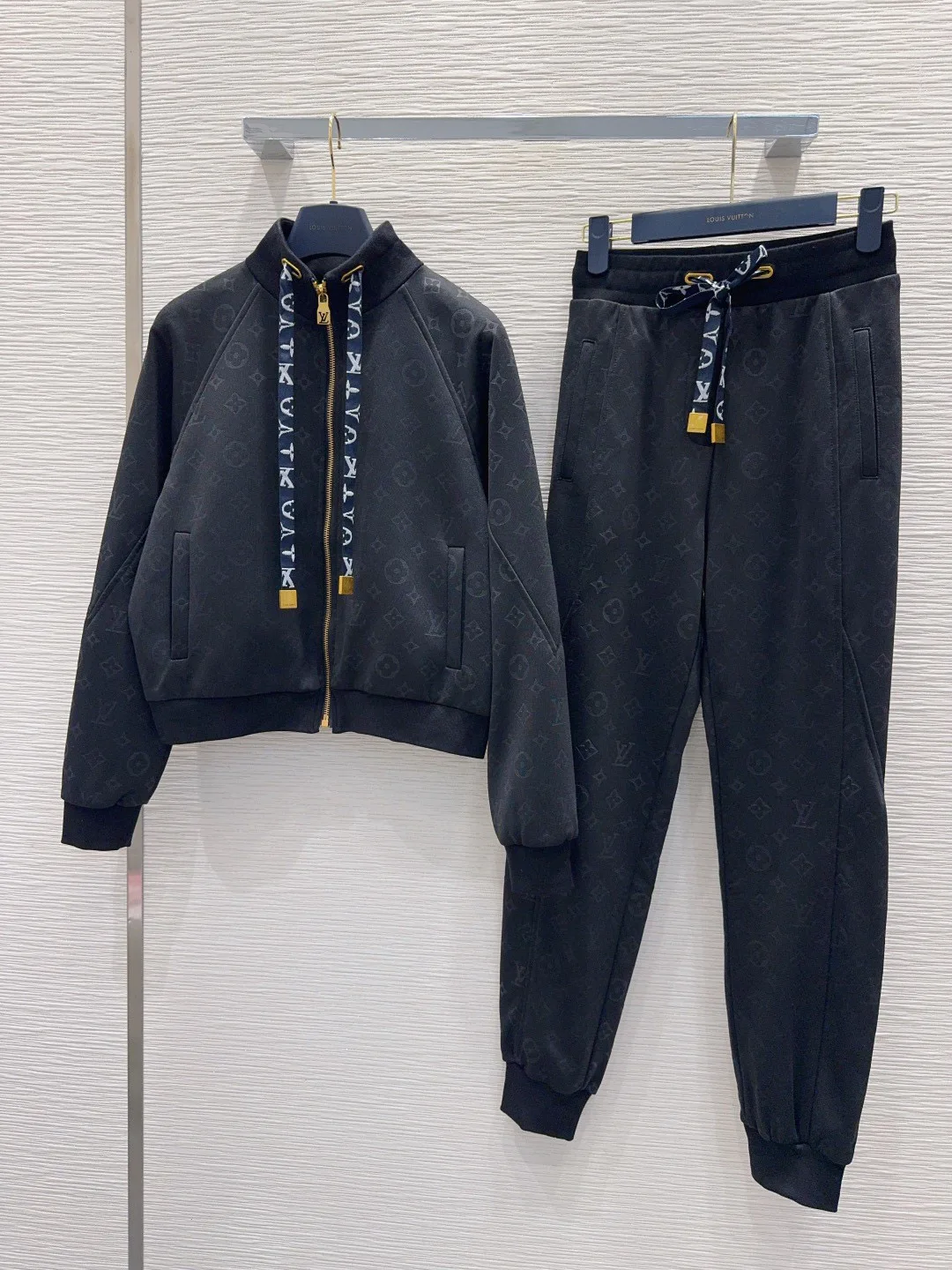 Спортивные Костюмы Женские Louis Vuitton 793107