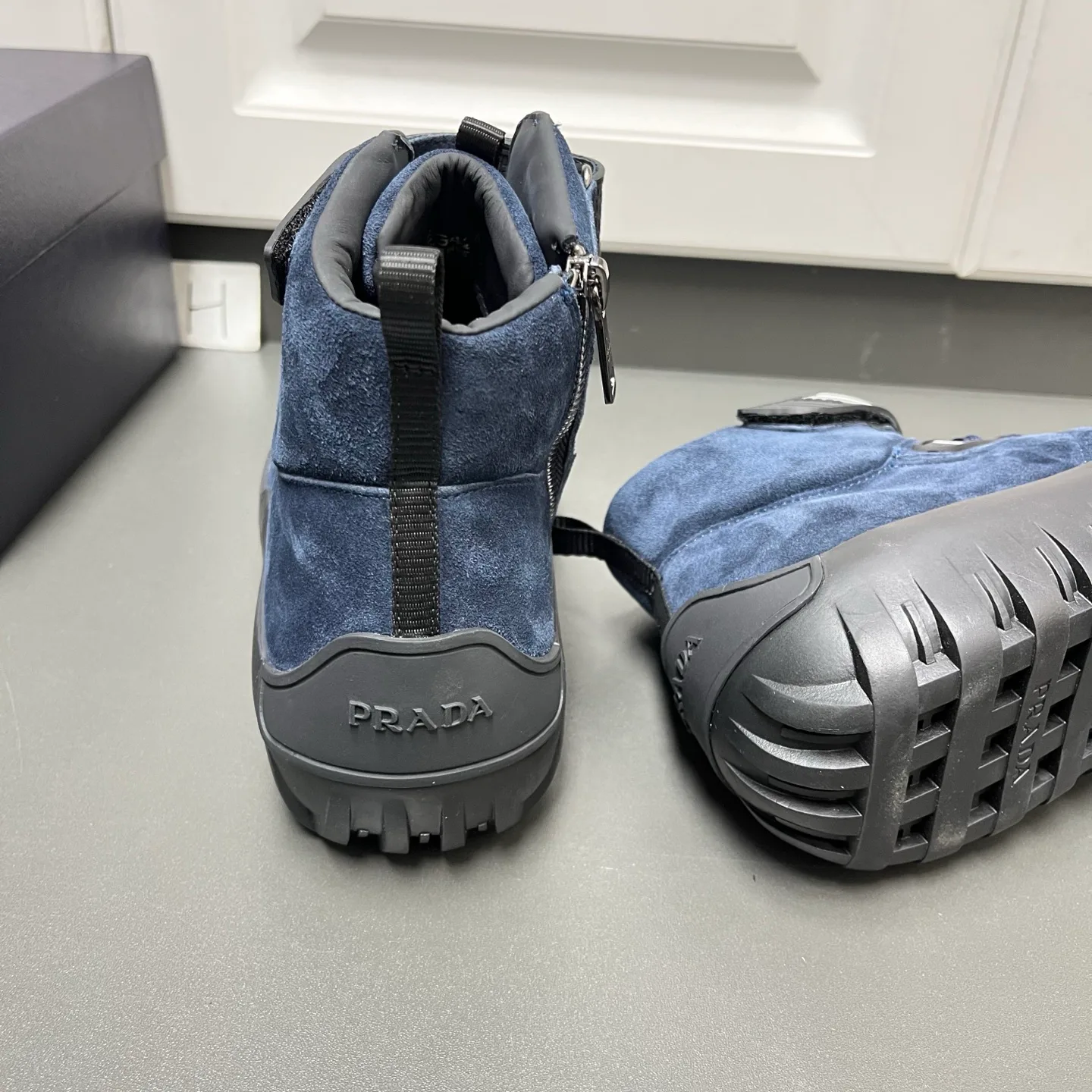 Кроссовки Мужские Prada 1140882