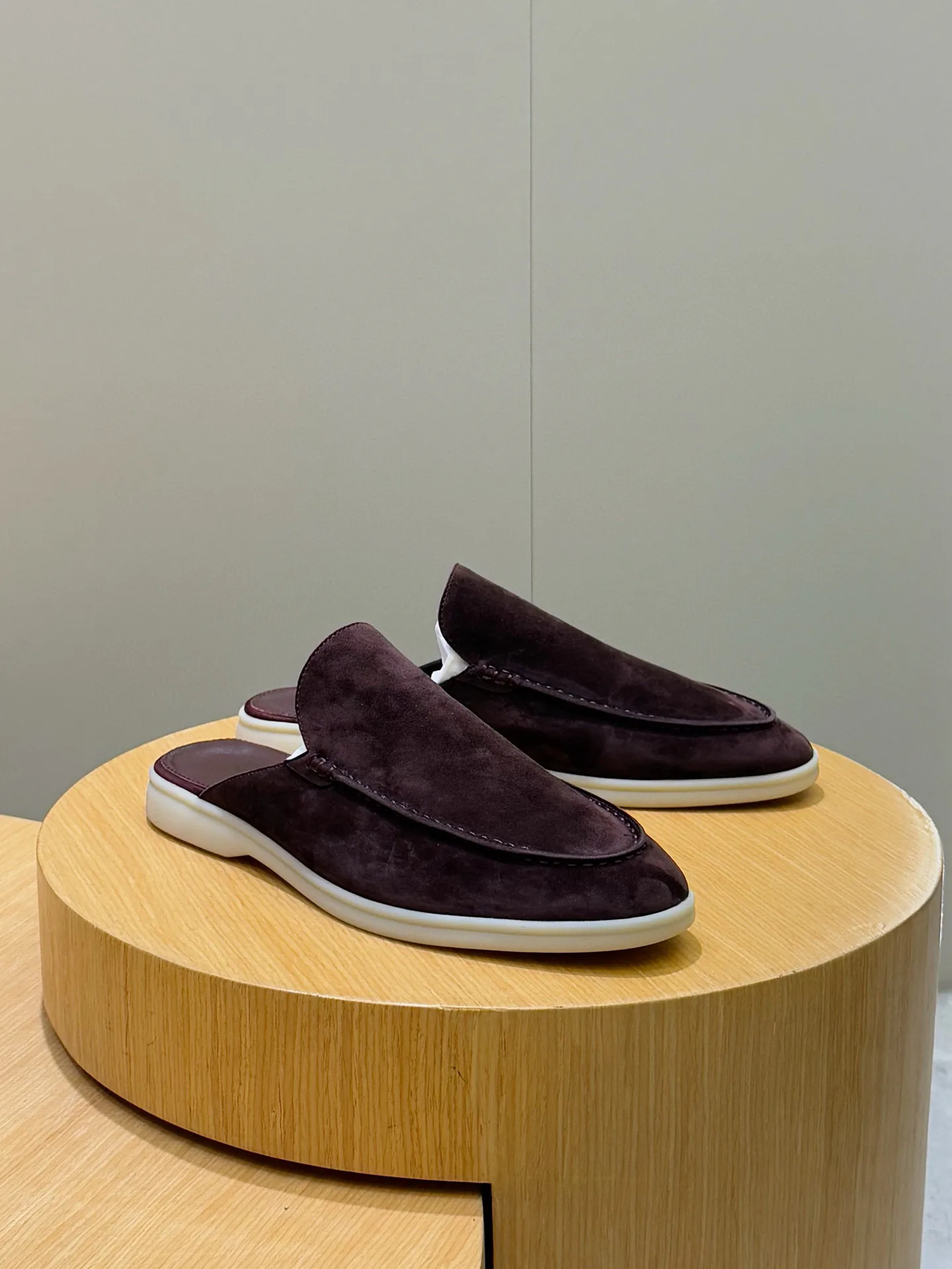 Туфли Женские Loro Piana 13314037