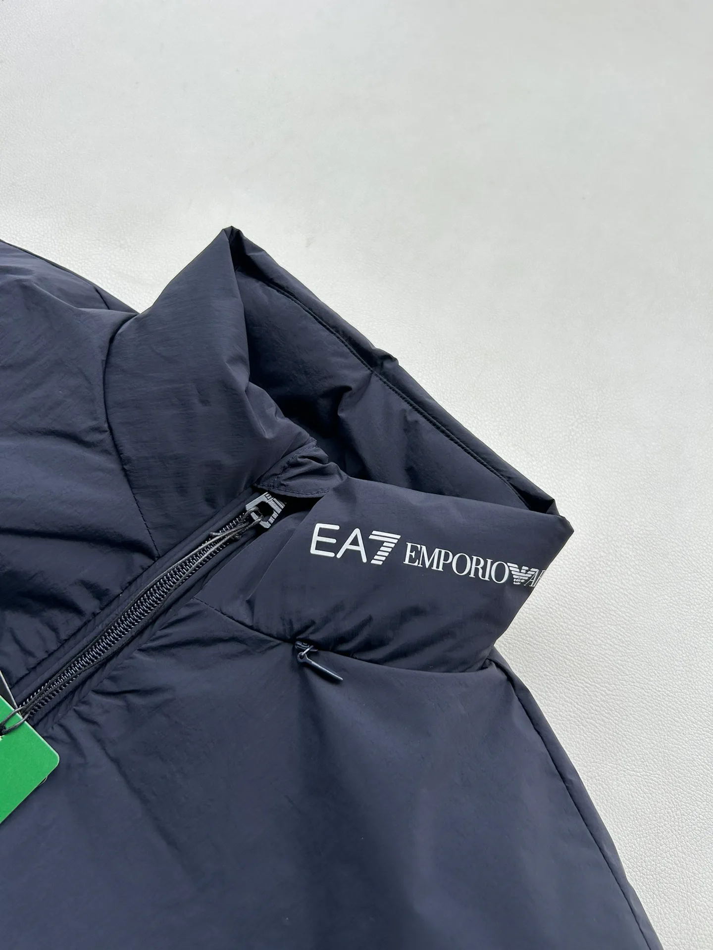 Куртки И Пуховики Женские Armani 742309