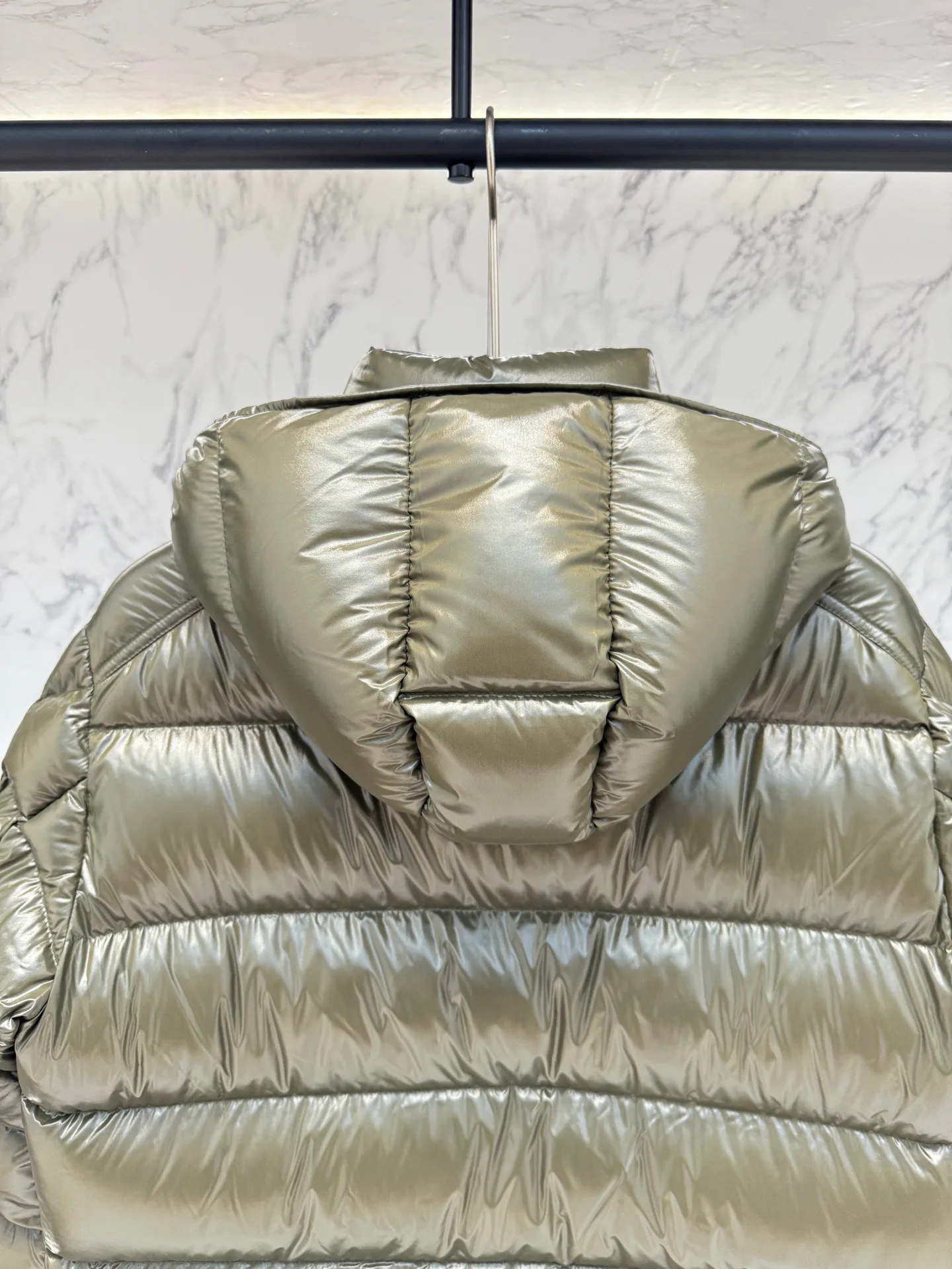 Куртки И Пуховики Женские Moncler 18048715
