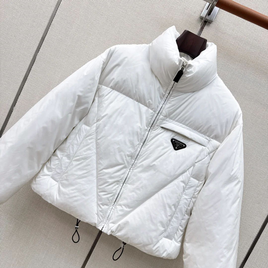 Куртки И Пуховики Женские Prada 18398199