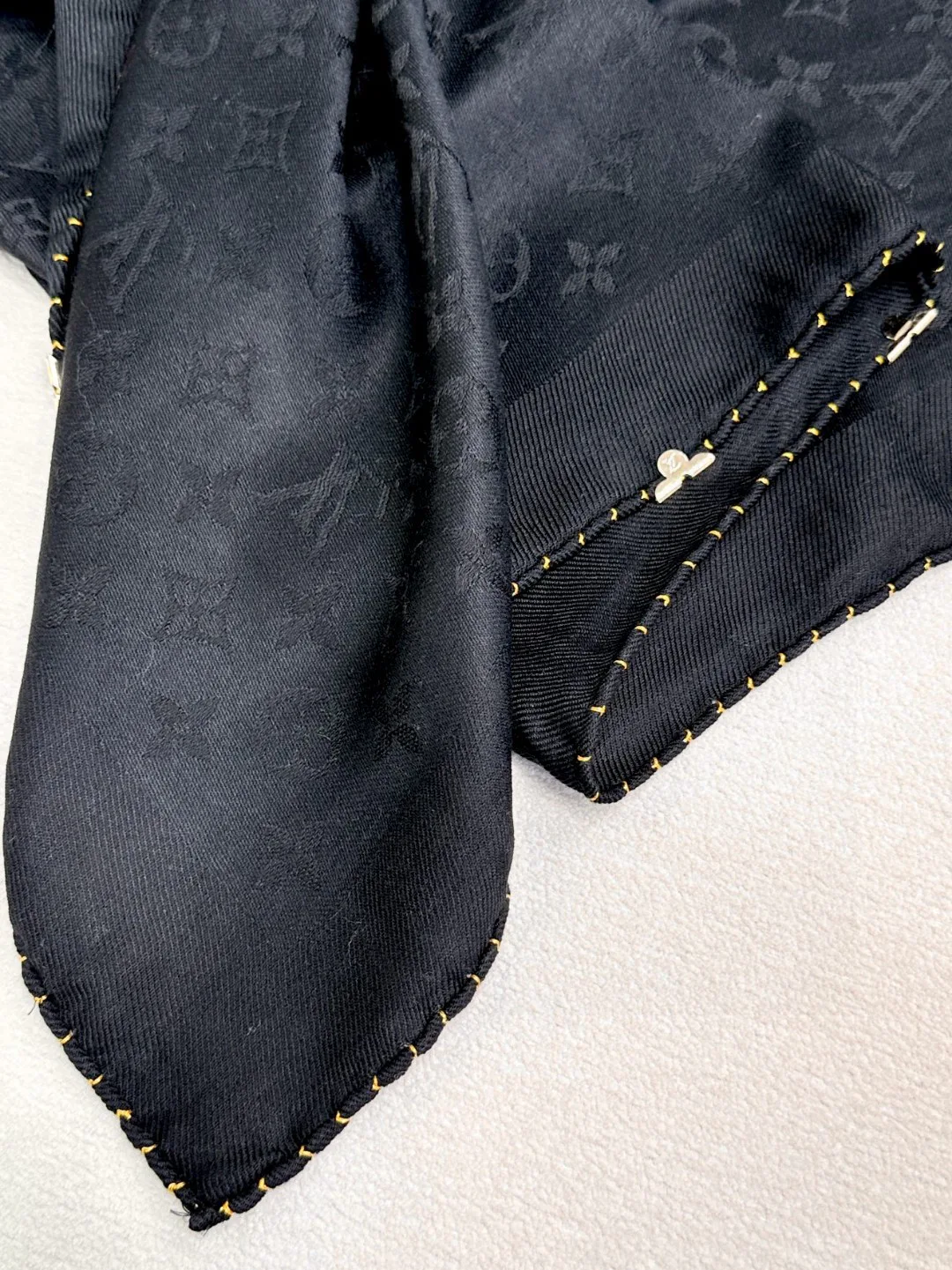 Платки Louis Vuitton 9816283