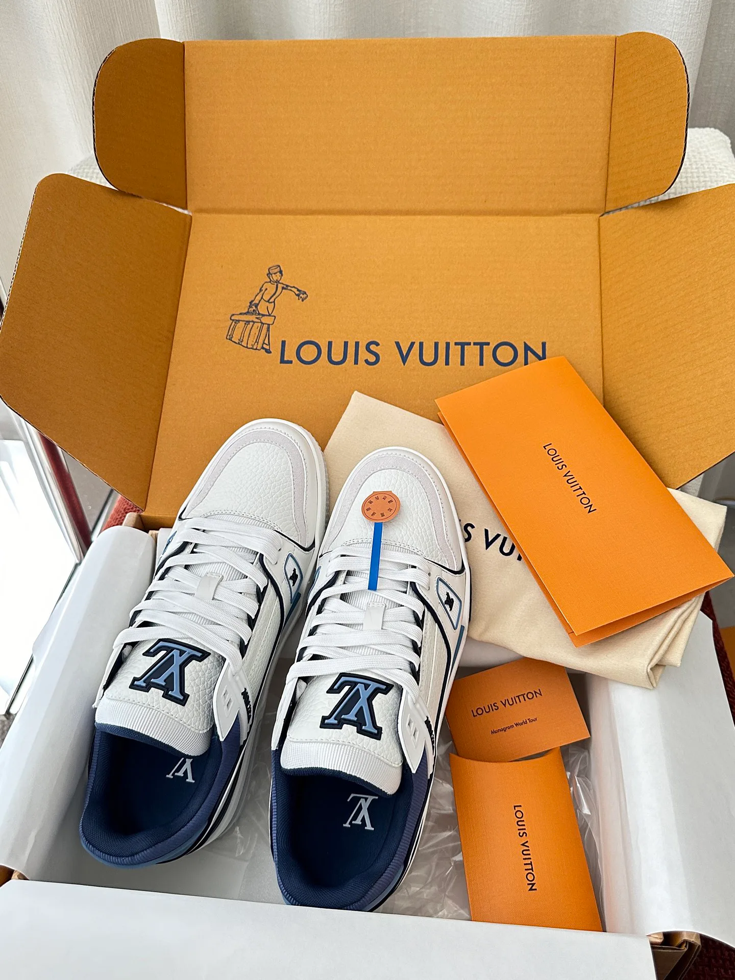 Кроссовки Женские Louis Vuitton 5046003