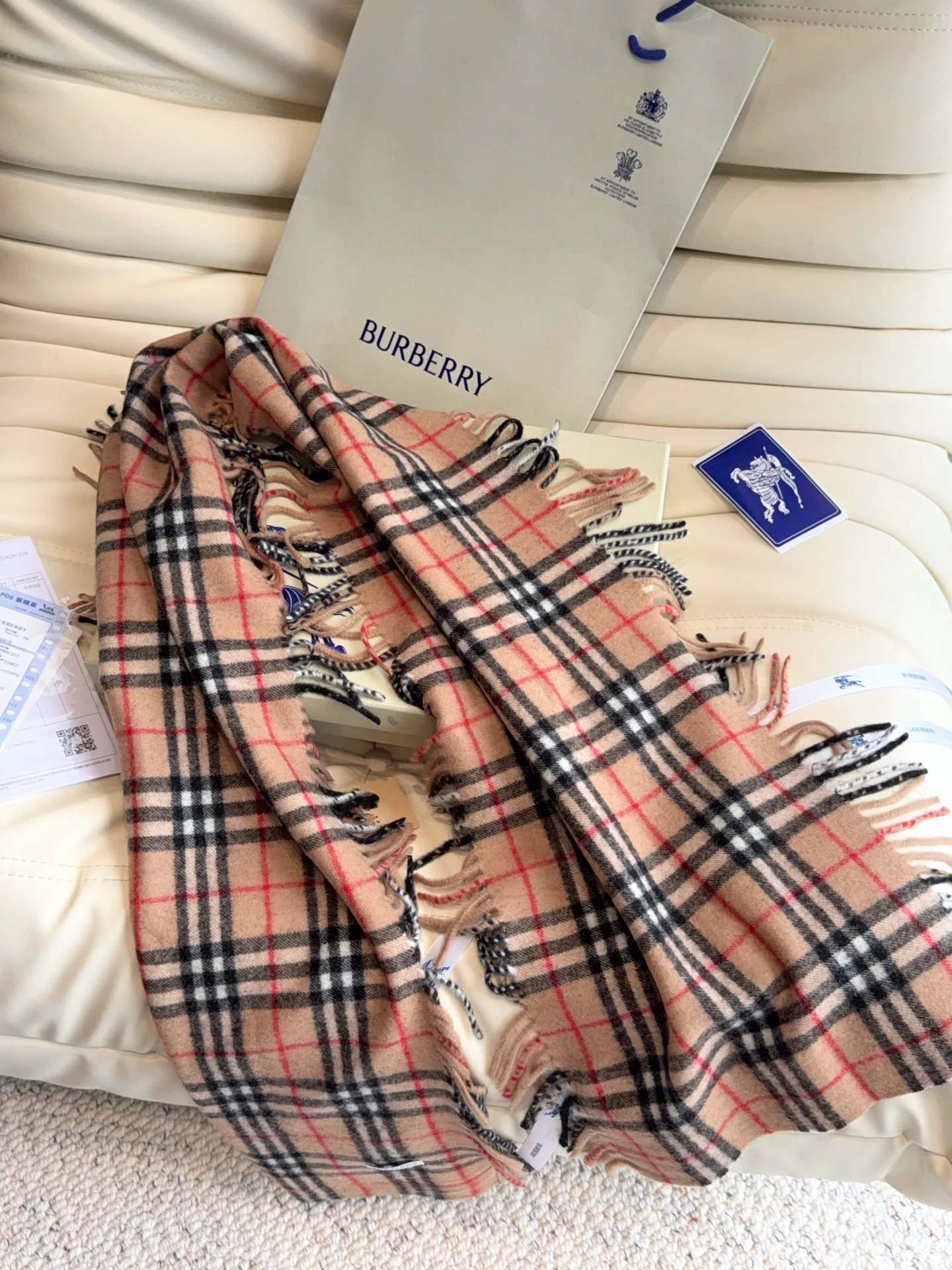 Шарфы Burberry 18401213