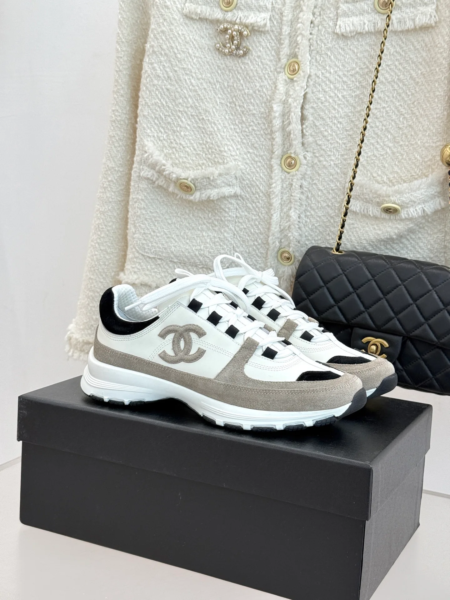 Кроссовки Женские Chanel 11394678