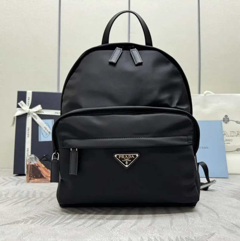 Рюкзаки Женские Prada 11627475