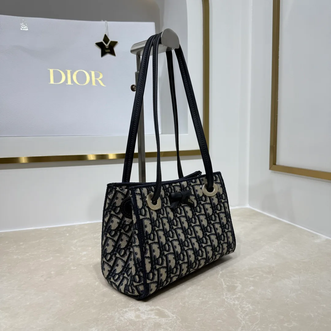 Классические Сумки Женские Christian Dior 18116347