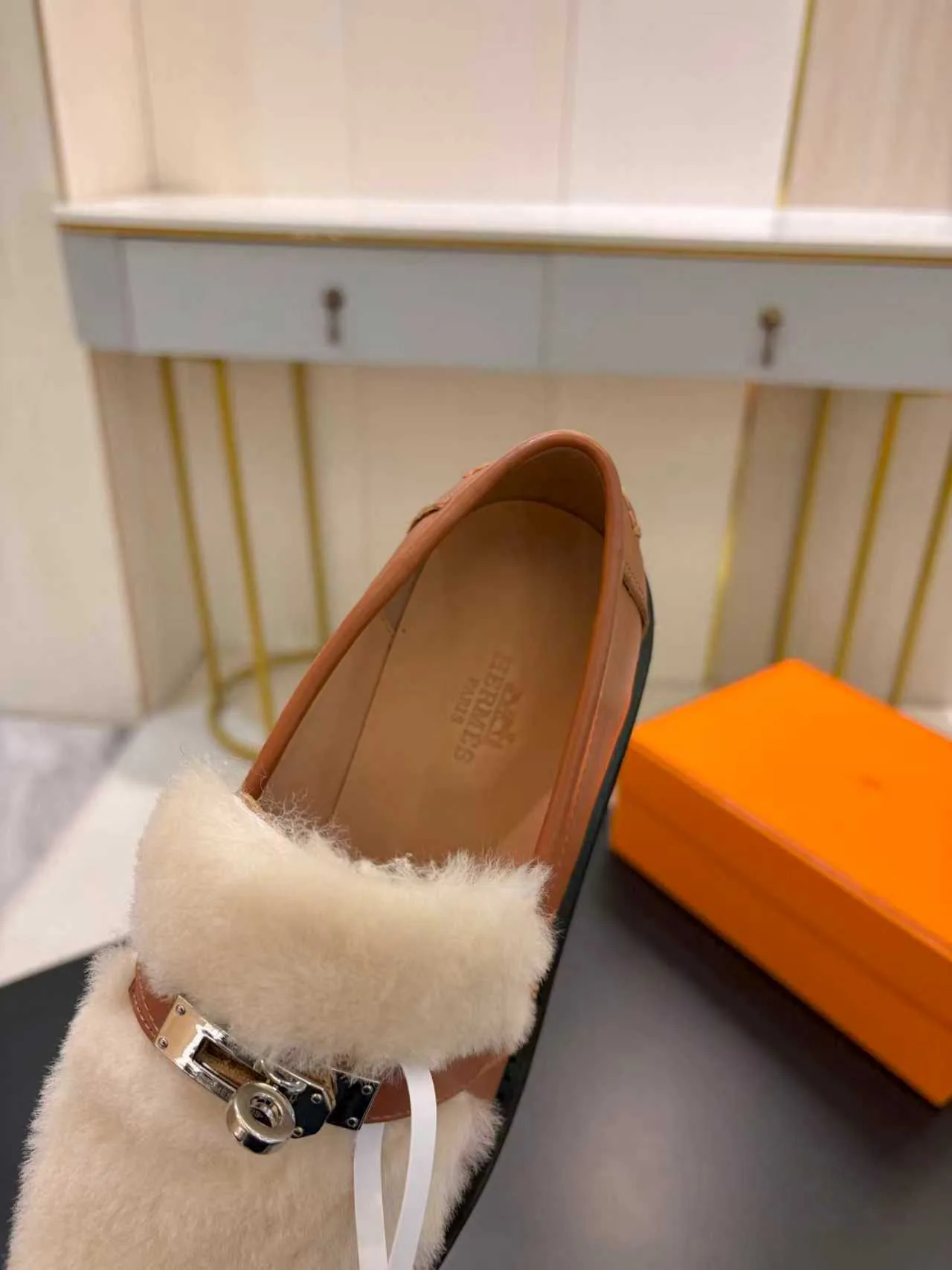 Лоферы Женские Hermes 379557