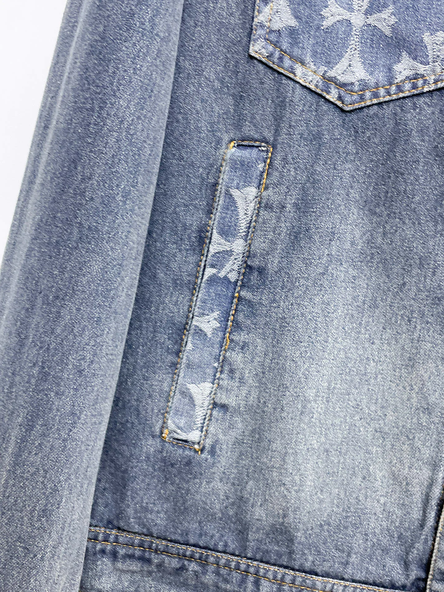 Куртки И Пуховики Мужские Chrome Hearts 18197227